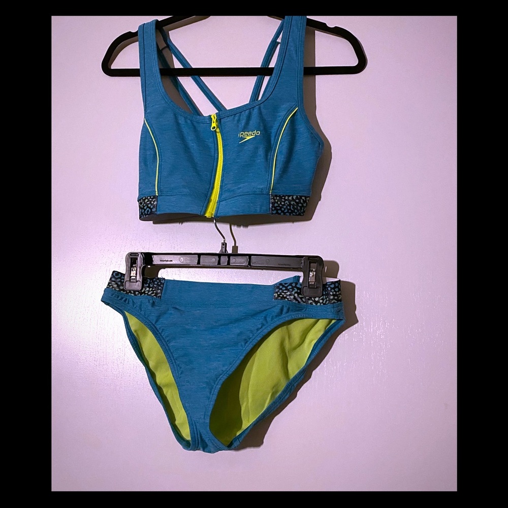 Bathing suit